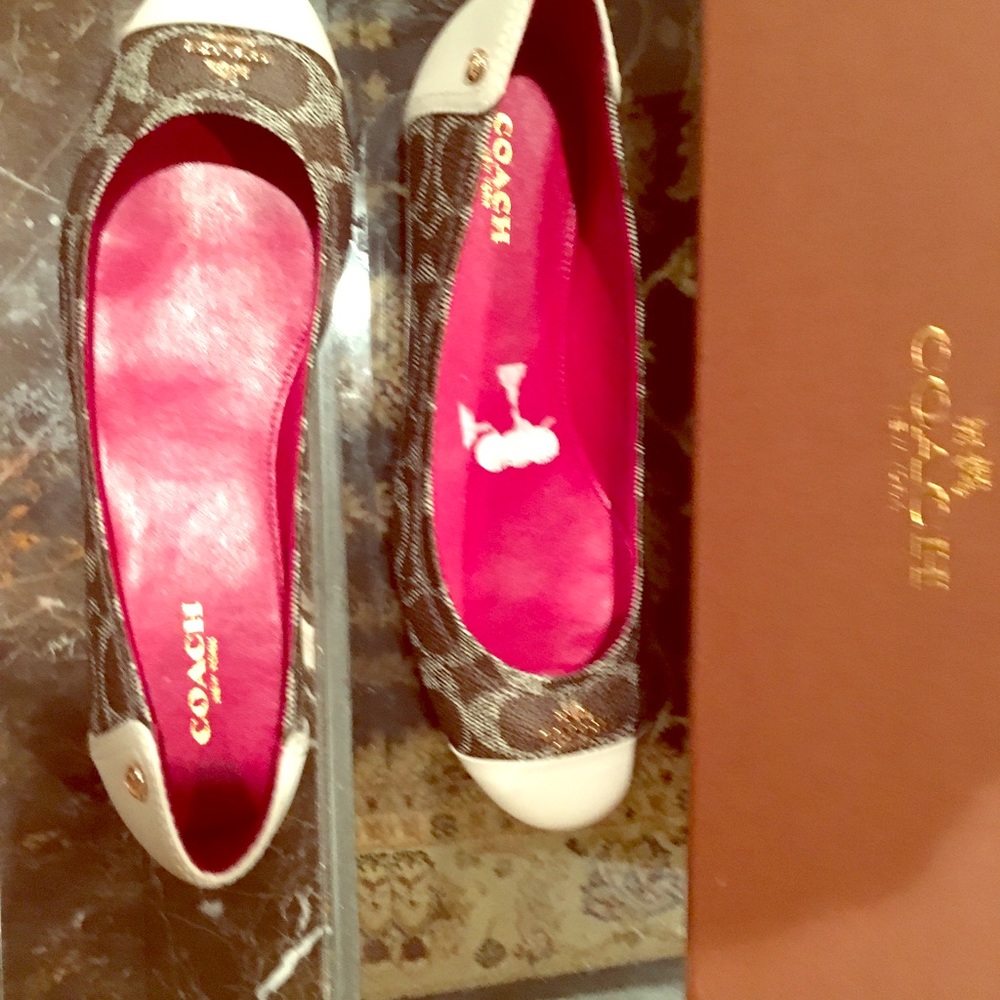 COACH Chelsea flats Vintage Coach Multicolor Monogram Classic Leather Flats